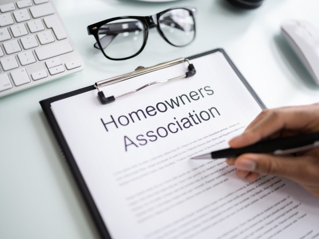 Dokument "Homeowner Associations"